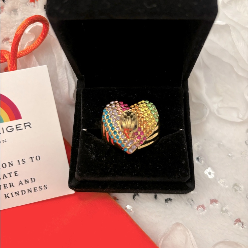 NWT KURT GEIGER Rainbow Heart Cocktail Ring size 9 - Picture 9 of 9